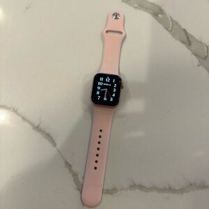 Apple Watch SE GPS with Pink Sport Band
